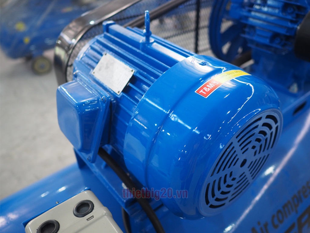 Máy khí nén 1 cấp Pegasus TM-V-0.25/8-180L - 3HP 